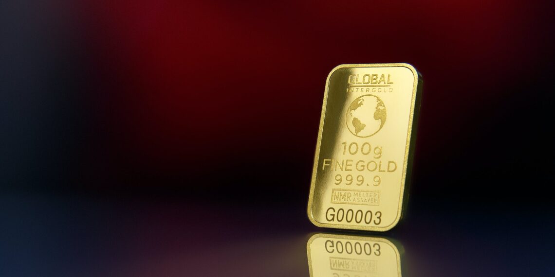 A gold bar with red black background